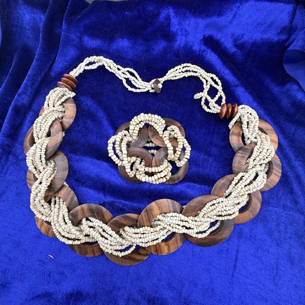 Estate Jewelry Set White Wood Glass Bead Boho Stretch Necklace Bracelet 26 6.5